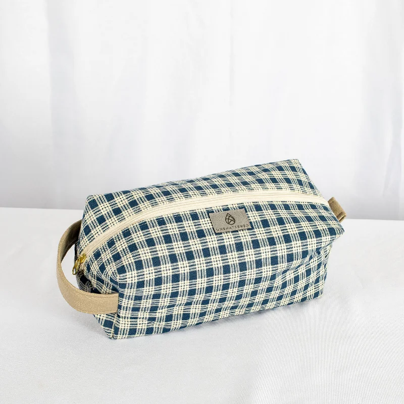 Jasmine Toiletry Kit