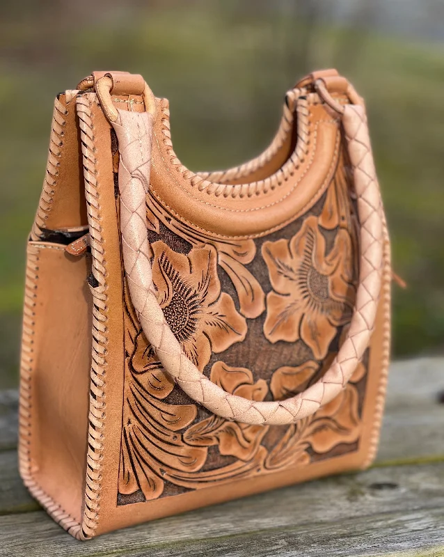 Hand Tooled Leather Hobo Bag "BAALY" by ALLE