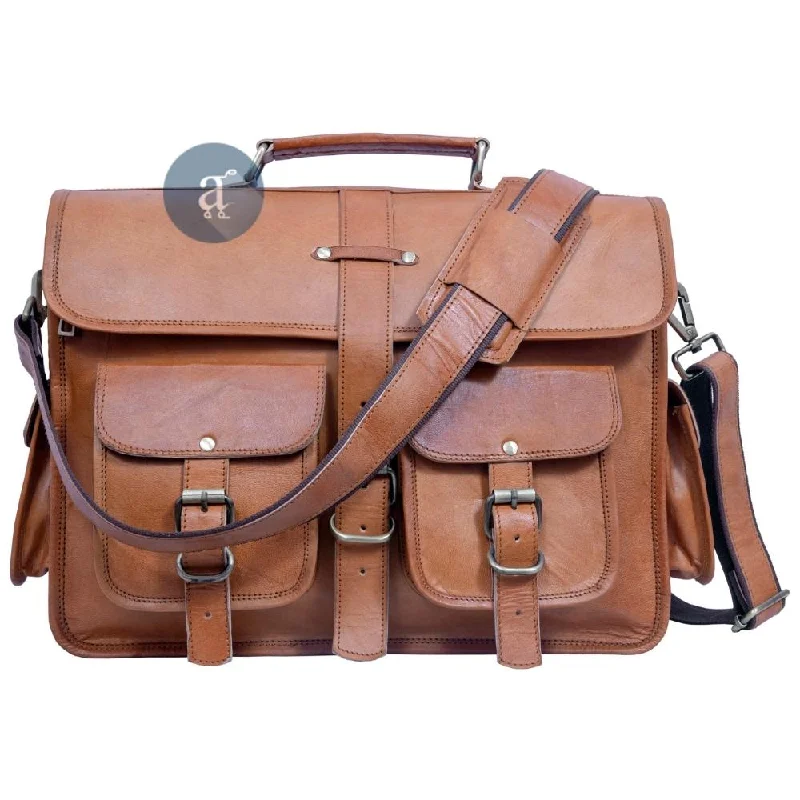 The Navigator Laptop Messenger