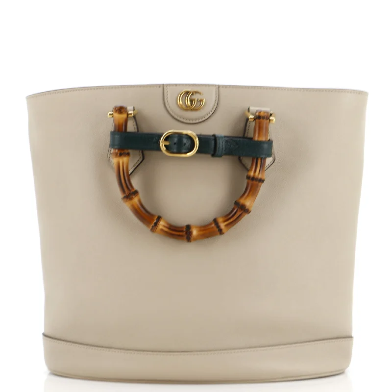 Style Revolution Diana Bamboo Handle Round Tote Leather Medium Your Perfect Bag At The Perfect Price Style Revolution Diana Bamboo Handle Round Tote Leather Medium Your Perfect Bag At The Perfect Price